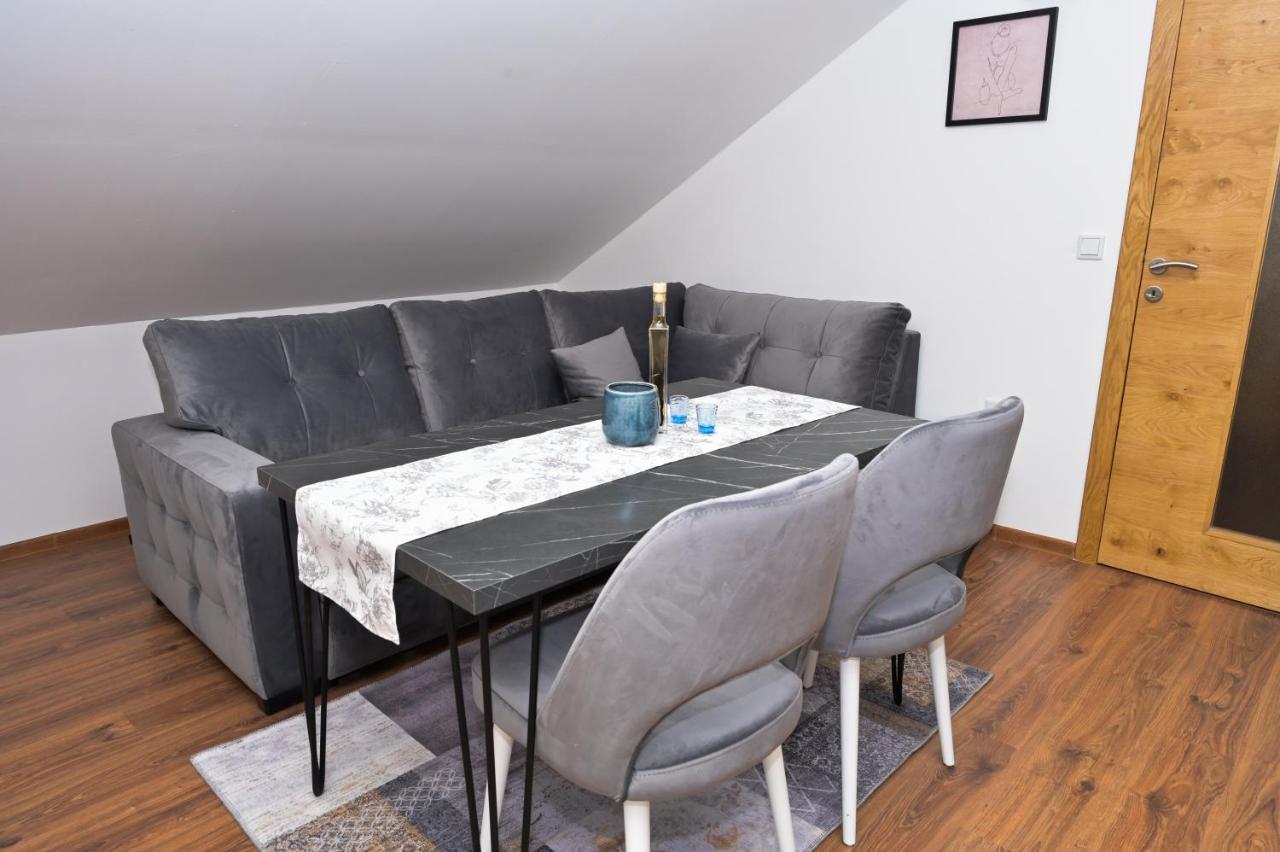 יאיצי Villa Anita מראה חיצוני תמונה